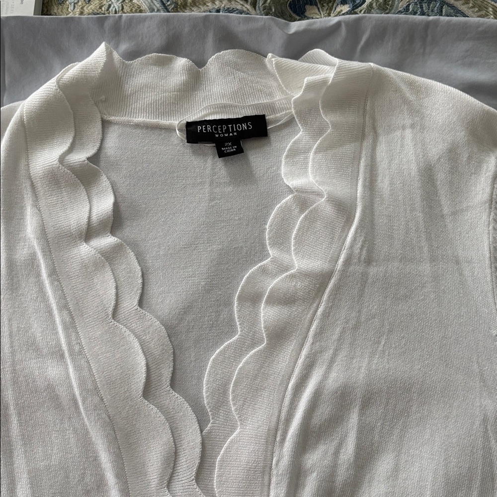 Perceptions Ivory Scalloped Edge Cardigan